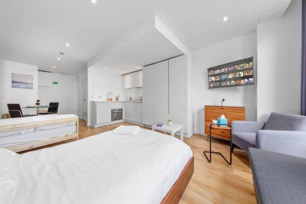 شقة لندن  في Stylish Sleep6 Flat At Iconic Piccadilly Circusvr6 المظهر الخارجي الصورة